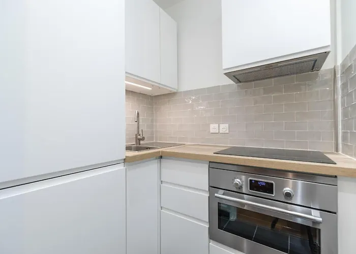 Bridgestreet - Opera Montmartre *